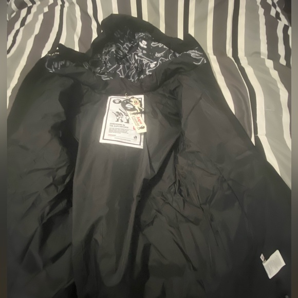 BAPE X AAPE BLACK DOWN JACKET - Picture 3 of 8